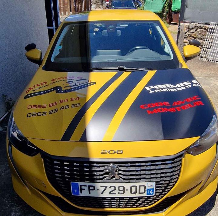 Apprentissage supervisé de la conduite Sainte-Clotilde 